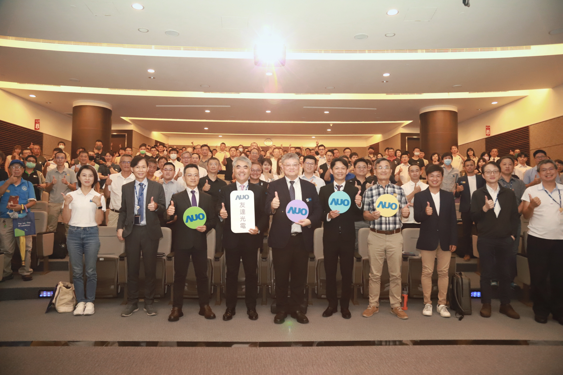 ���_�����Ո�I��?q��)��ҹ���������Դ�l(f��)չ��������󼰽��B��p̼���h�}�M�н������ι�뢾Gɫ���m(x��)���B(t��i)Ȧ�č������C��